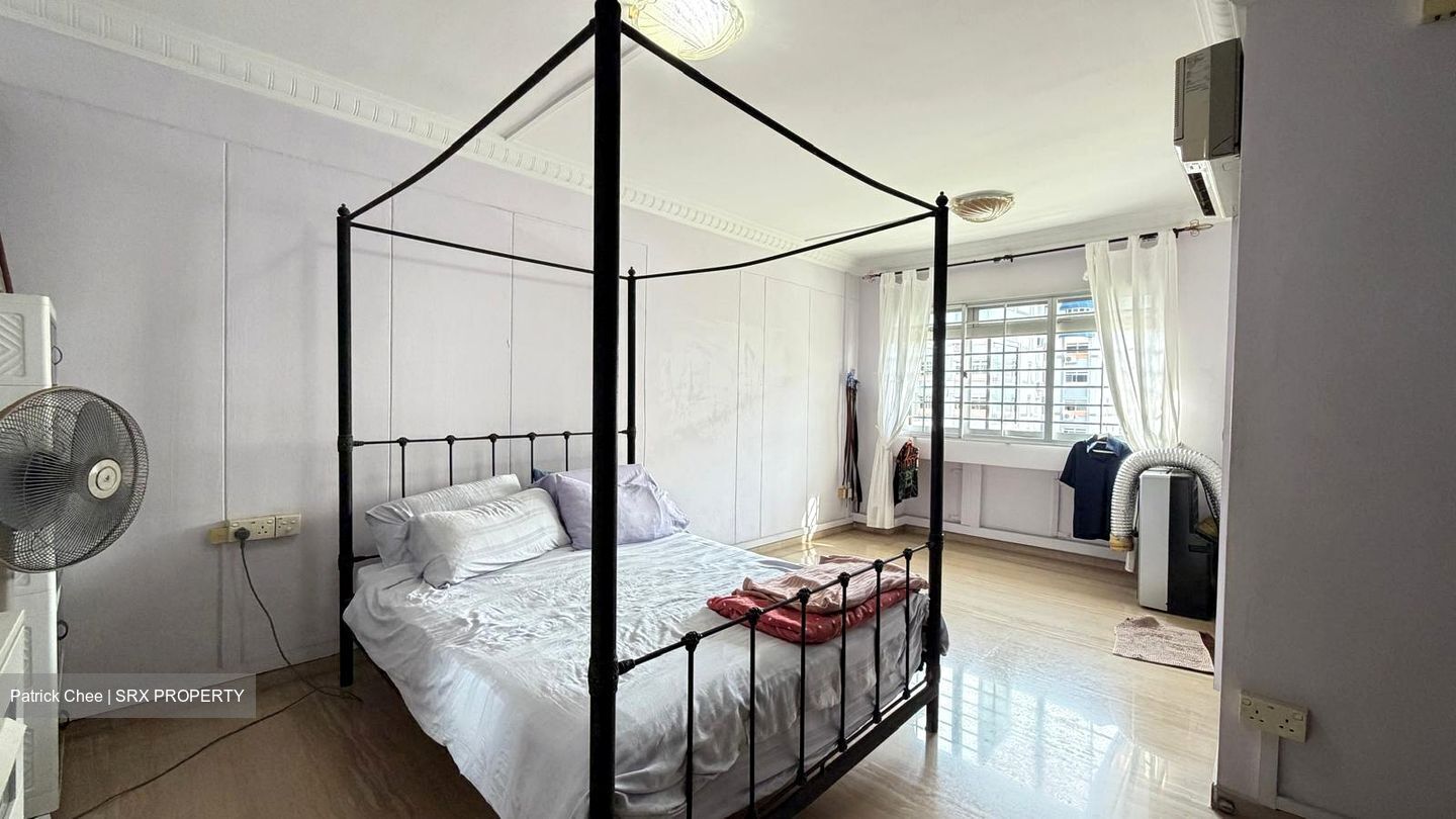Blk 329 Tampines Street 32 (Tampines), HDB Executive #558567531